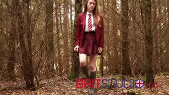 18 Year Mature Schoolgirl Uses SheWee To Piss Outdoors